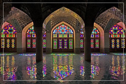 تاریخچه و خصوصیات معماری اسلامی