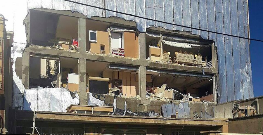 اثر زلزله بر ساختمان/روشی که دیوار و نما در زلزله ریزش نکنند